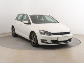 Volkswagen Golf  1.2 TSI 