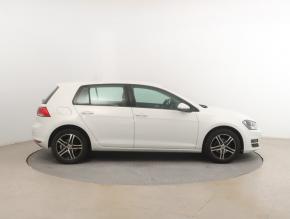 Volkswagen Golf  1.2 TSI 