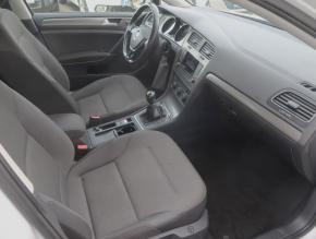 Volkswagen Golf  1.2 TSI 