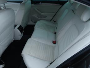 Volkswagen Passat  2.0 TDI Highline 