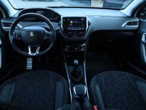 Peugeot 2008  1.2 PureTech 