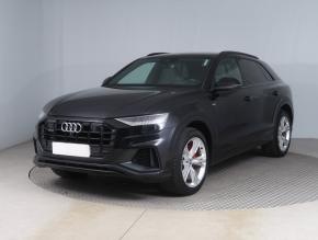 Audi Q8  50 TDI S-Line 