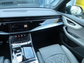 Audi Q8  50 TDI S-Line 