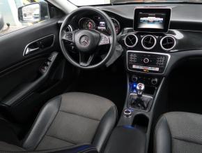 Mercedes-Benz CLA  180 CDI 