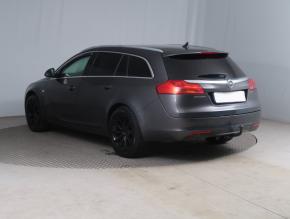 Opel Insignia  2.0 CDTI 