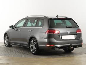 Volkswagen Golf  1.5 TSI R-Line 