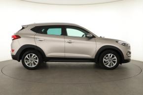 Hyundai Tucson  2.0 CRDi 