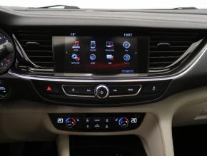 Opel Insignia  2.0 CDTI 