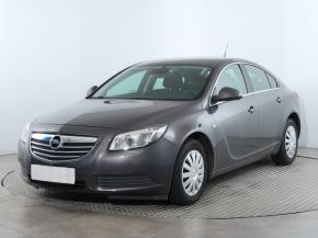 Opel Insignia  1.8 