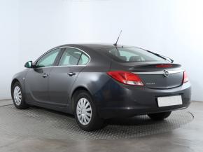 Opel Insignia  1.8 