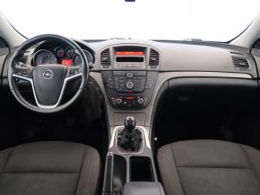 Opel Insignia  1.8 