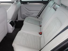 Volkswagen Passat  2.0 TDI 