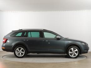 Škoda Octavia  Scout 2.0 TDI 