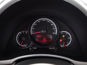 Volkswagen Beetle  1.4 TSI 