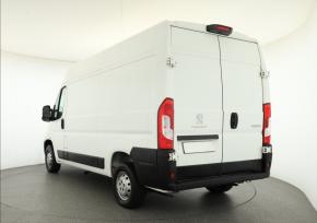 Peugeot Boxer  2.2 BlueHDi . 