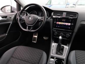 Volkswagen Golf  1.6 TDI 