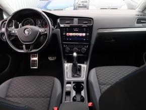 Volkswagen Golf  1.6 TDI 