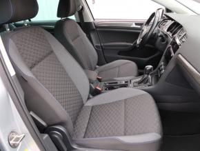 Volkswagen Golf  1.6 TDI 