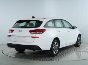 Hyundai i30  1.5 DPI Comfort 