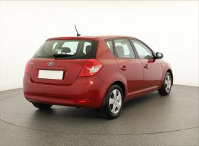 Kia Ceed  1.4 CVVT 