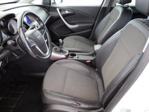 Opel Astra  2.0 CDTI 