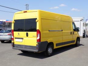 Peugeot Boxer  2.0 BlueHDi 