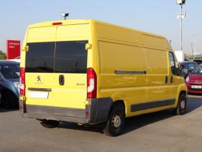 Peugeot Boxer  2.0 BlueHDi 