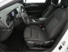 Opel Insignia  2.0 CDTI 