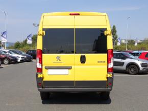 Peugeot Boxer  2.0 BlueHDi 