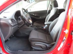 Hyundai i30  1.6 CRDi 