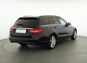 Mercedes-Benz C  C 220d 4MATIC 