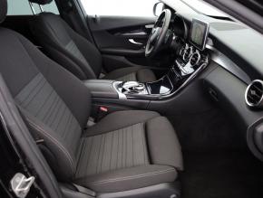 Mercedes-Benz C  C 220d 4MATIC 