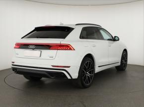 Audi Q8  50 TDI S-line 