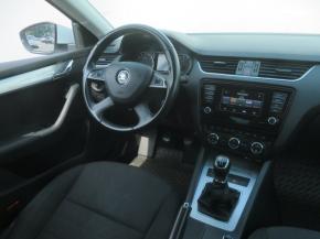 Škoda Octavia  1.6 TDI Elegance 