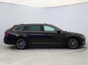 Škoda Superb  2.0 TDI Laurin & Klement 