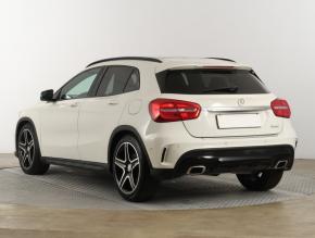 Mercedes-Benz GLA  GLA 220 CDI 4MATIC AMG Line 