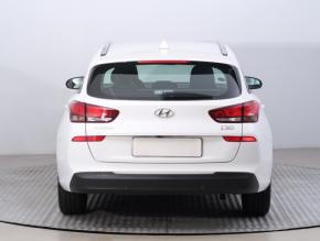 Hyundai i30  1.4 CVVT 