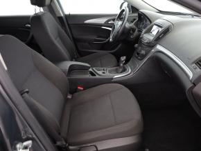 Opel Insignia  2.0 CDTI 