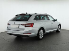 Škoda Superb  2.0 TDI 