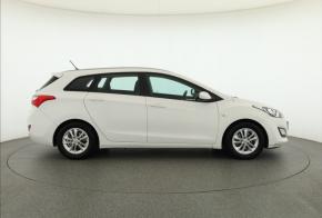 Hyundai i30  1.6 MPI 