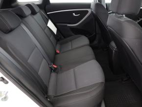 Hyundai i30  1.6 MPI 