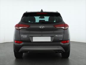 Hyundai Tucson  2.0 CRDi 