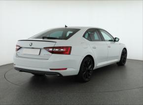 Škoda Superb  2.0 TDI 