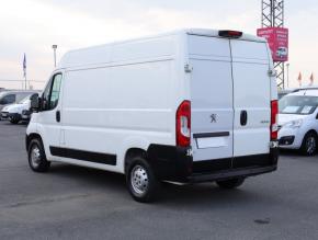 Peugeot Boxer  2.2 BlueHDi . 