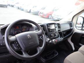 Peugeot Boxer  2.2 BlueHDi . 