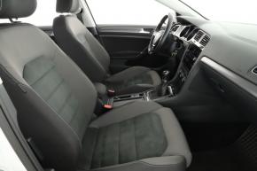 Volkswagen Golf  1.5 TSI Comfortline 