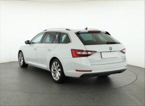 Škoda Superb  2.0 TDI Style 