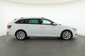 Škoda Superb  2.0 TDI Style 