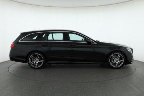 Mercedes-Benz E  E 220 d 4MATIC 