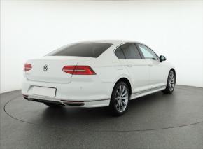 Volkswagen Passat  2.0 TDI 